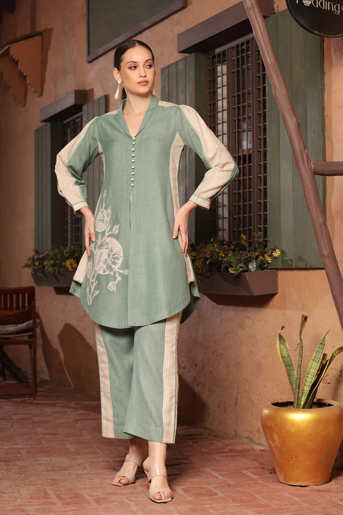 PASTEL GREEN CORD-SET WITH STRIPE DETAIL